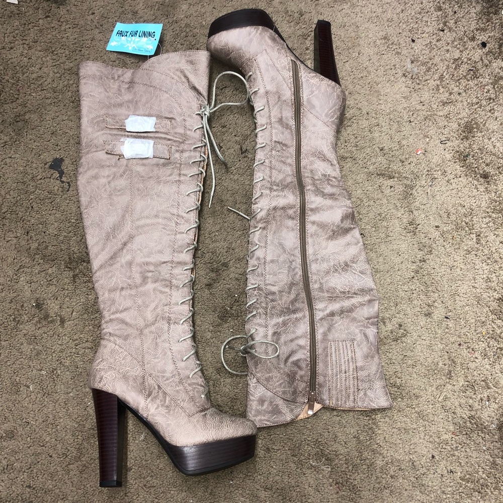 🆕✨ Nude High Knee Heel Boot